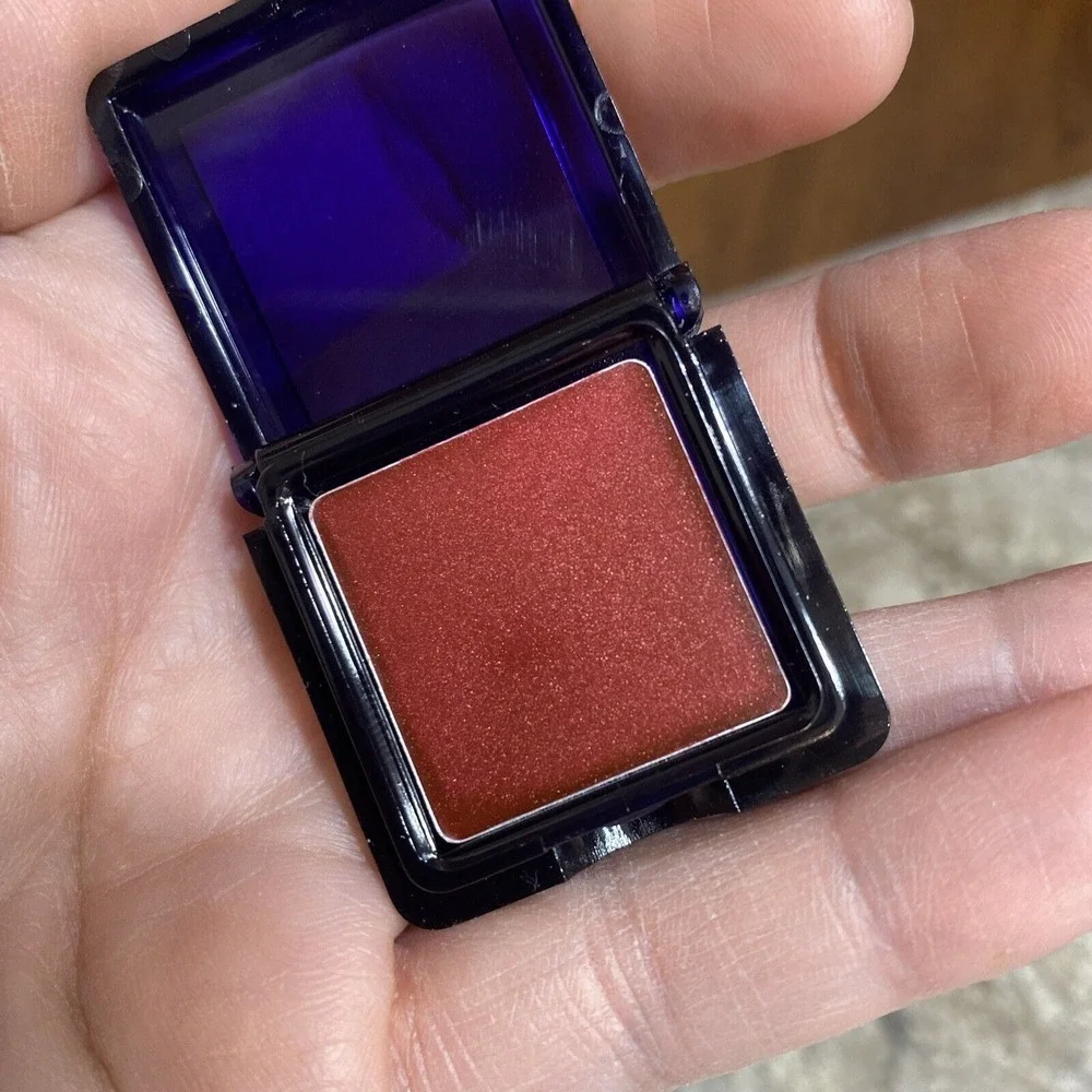 ESTEE LAUDER Hot Beet #14 Sumptuous Lipstick ~ EXTREMELY RARE & DISCONTINUED‎